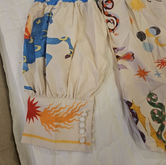 Colorful Patterned Button-Up Shirt - Picture 4 of 10